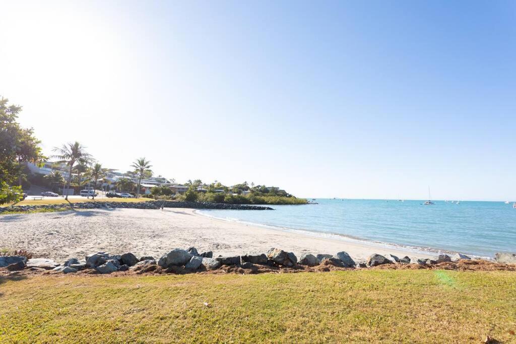 Ocean View 33A Studio Pool Ocean View Wifi Airlie Beach Esterno foto