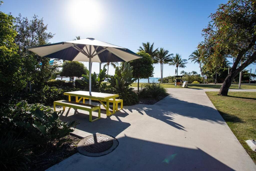 Ocean View 33A Studio Pool Ocean View Wifi Airlie Beach Esterno foto